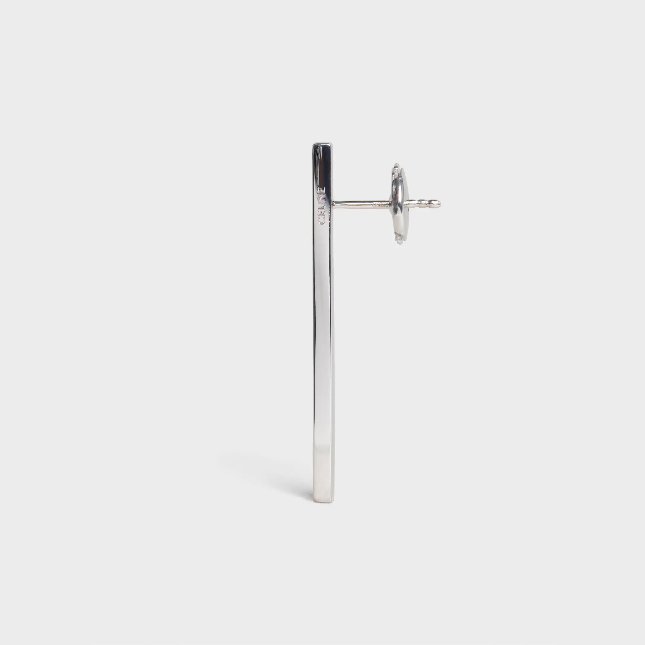 Brinco Reto Sentimental Celine em Ouro Branco e Diamante