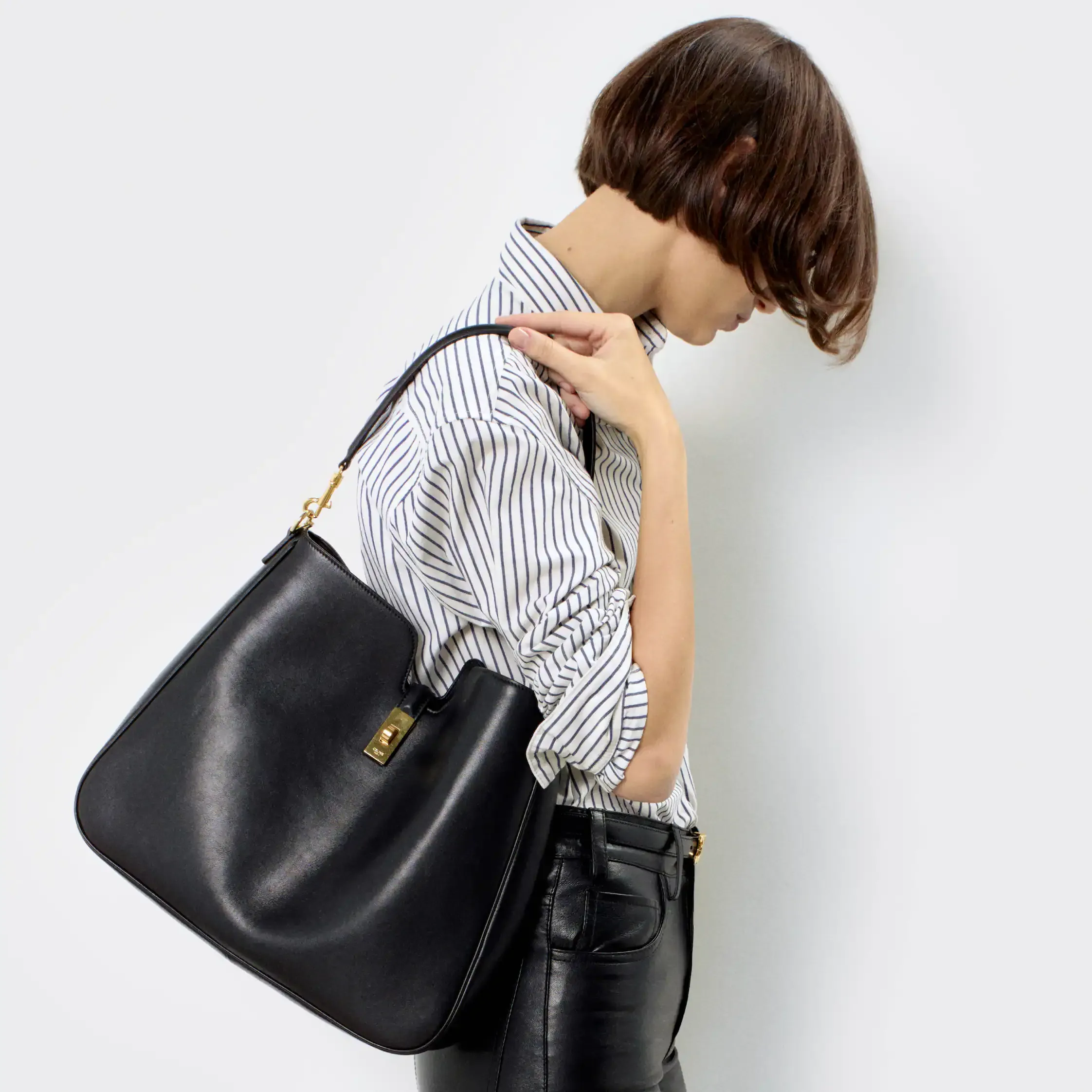 BOLSA MEDIUM CAMILLE 16 EM COURO DE VACADO LISOS