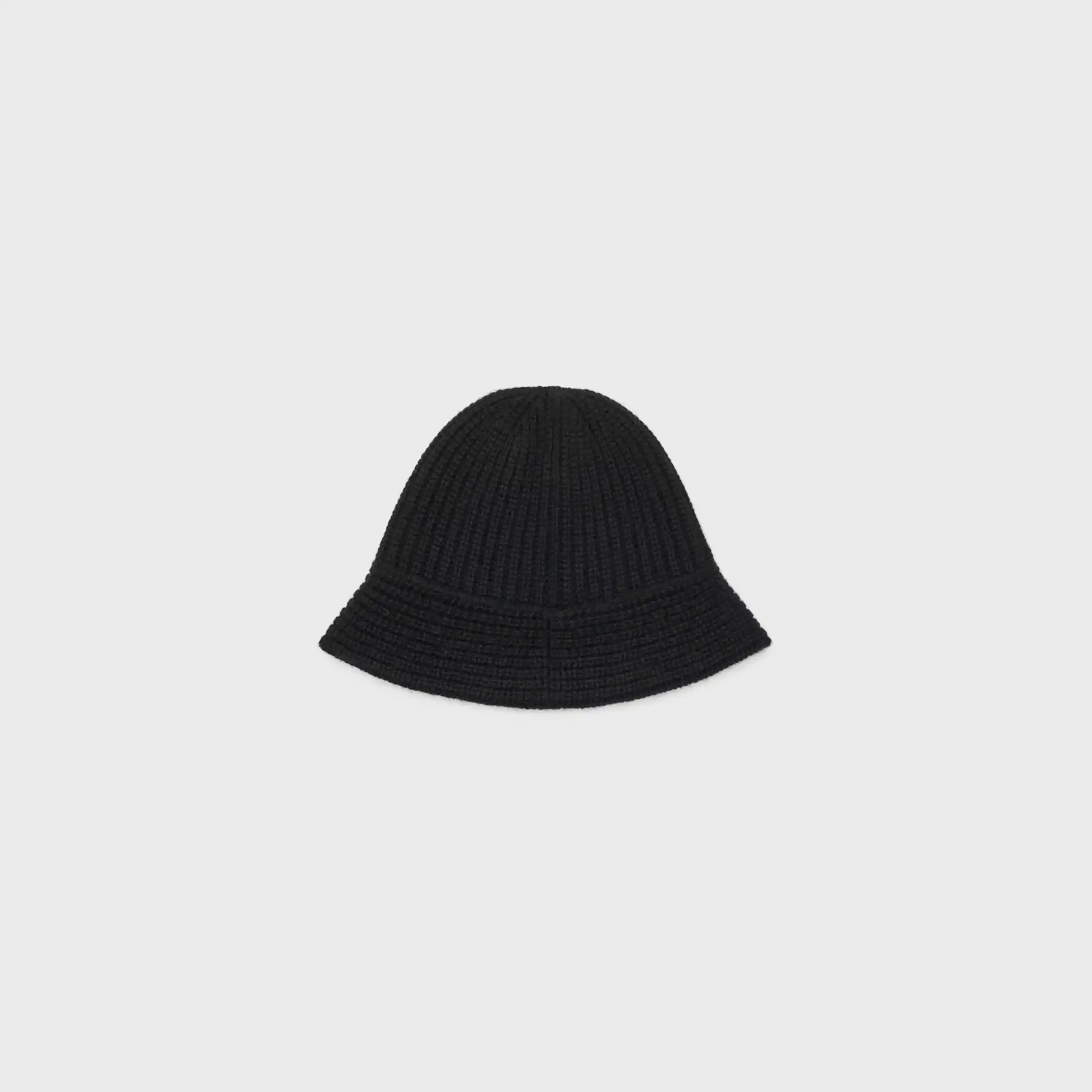 Boné cloche Triomphe em cashmere