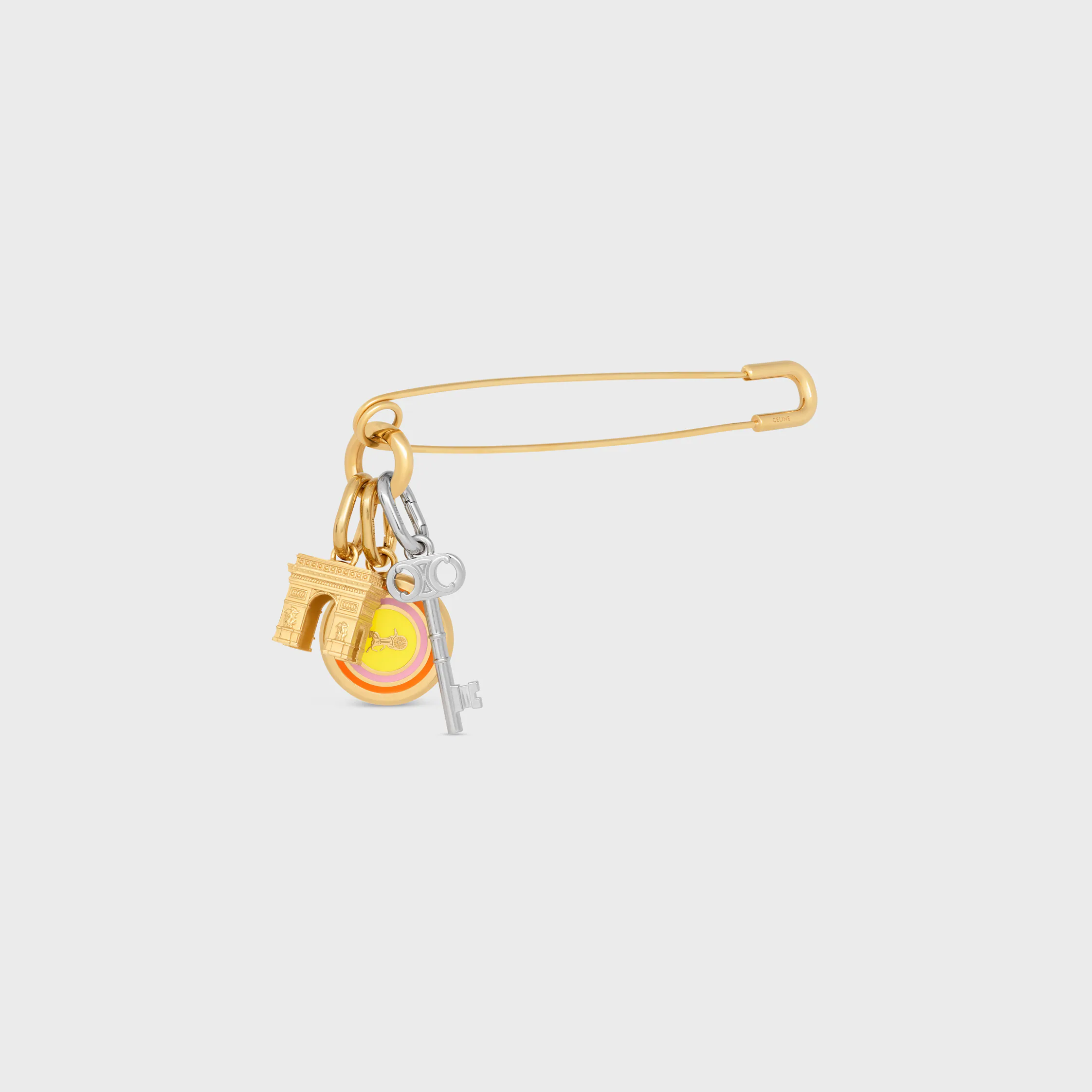 CHARM DE PINÇA DE SEGURANÇA EM LATÃO COM ACABAMENTO DOURADO