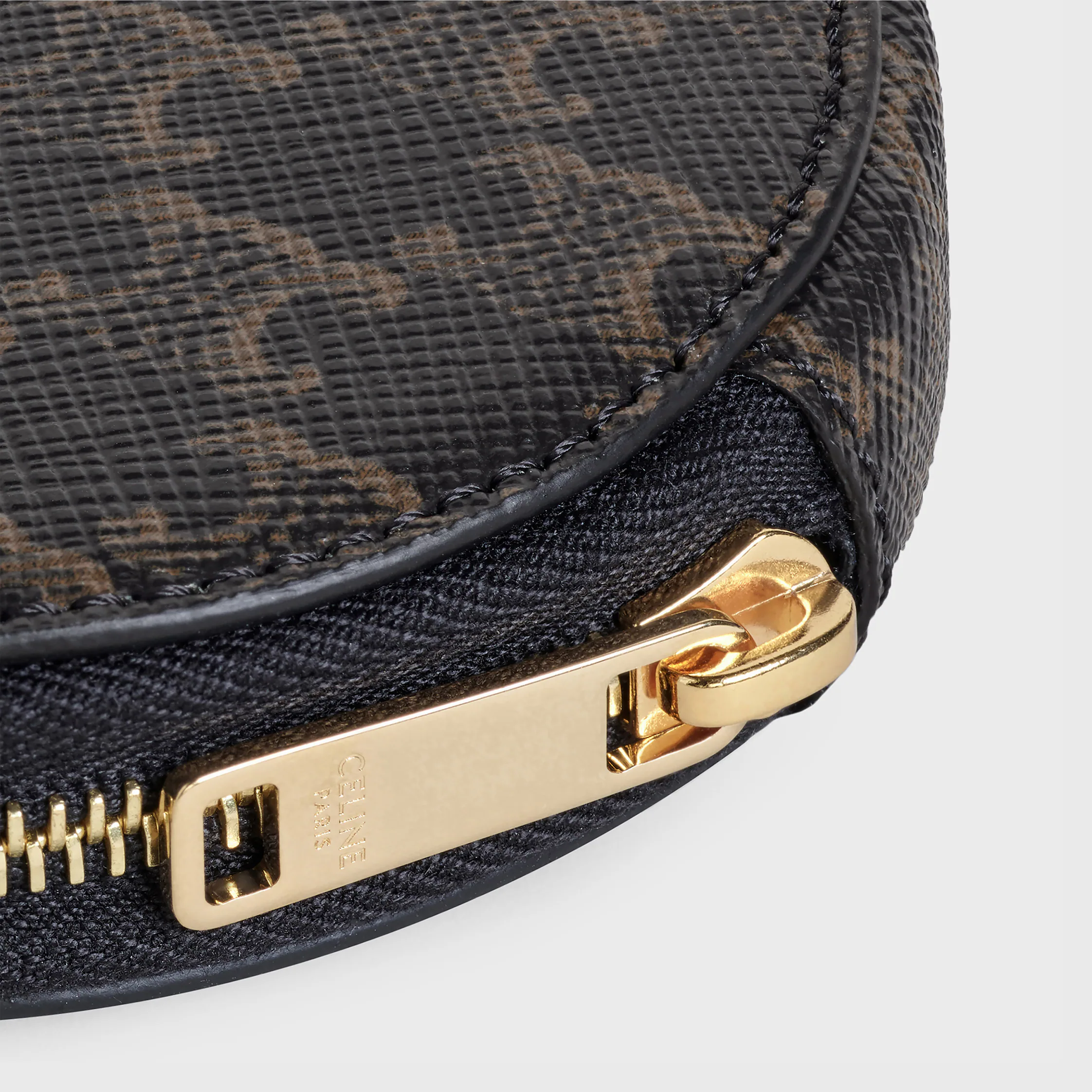 Bolsa de Moedas em Tela Triomphe