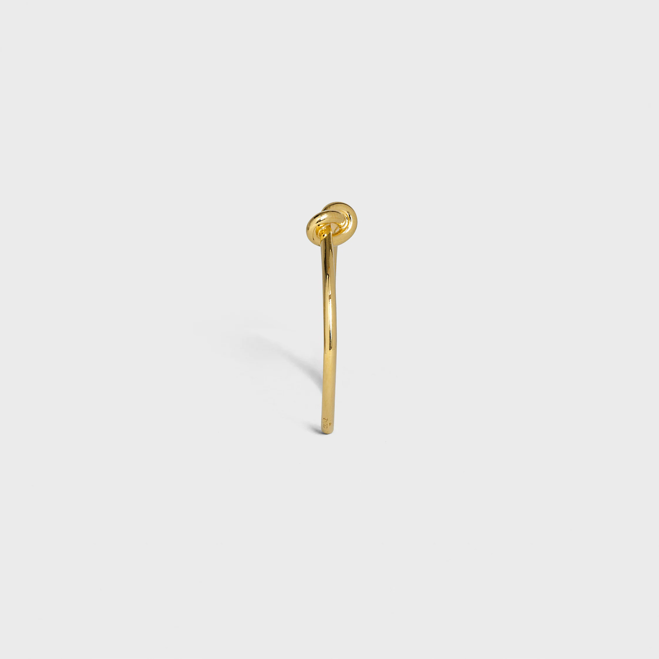 Pulseira extrafina em latão com acabamento dourado