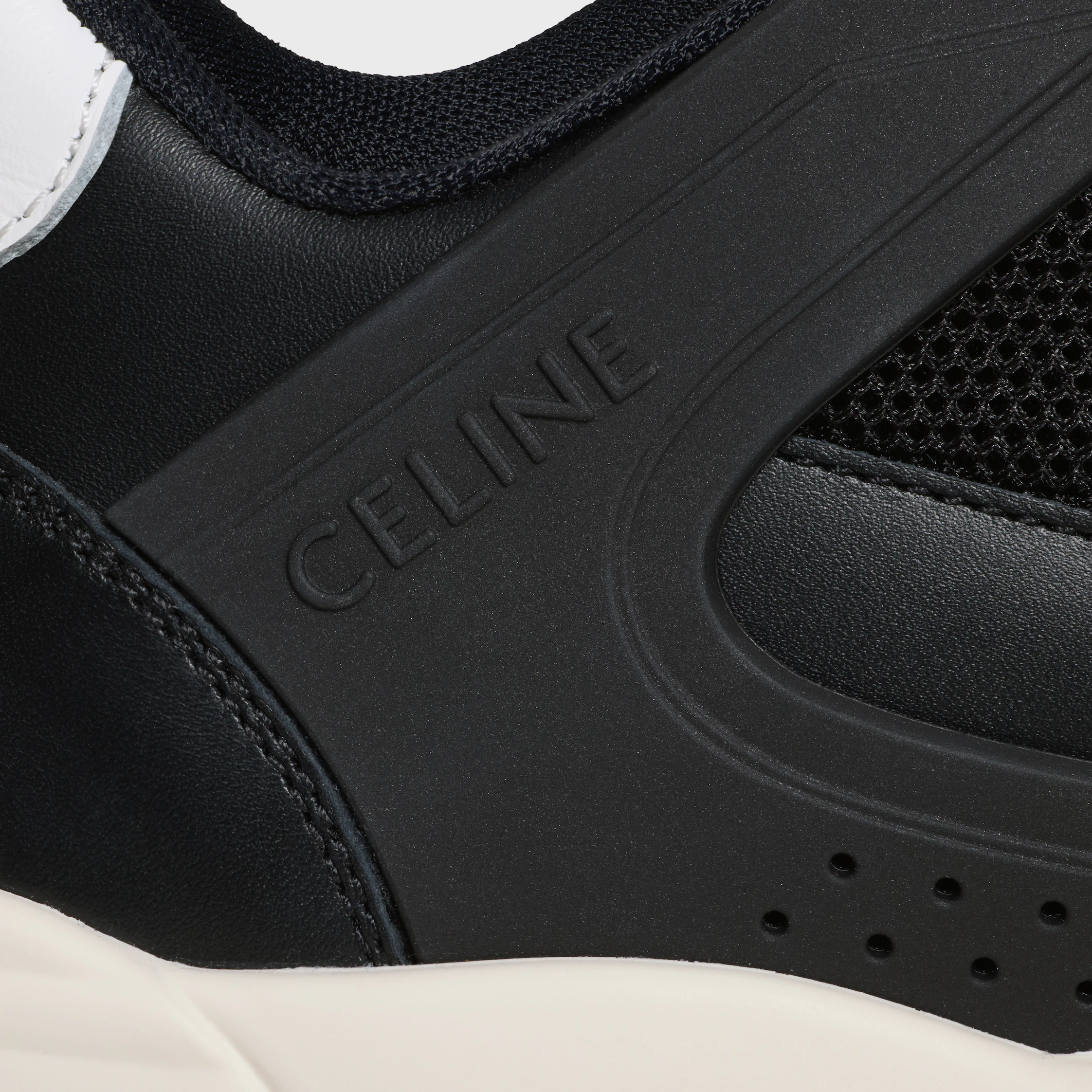 SNEAKER TRAINER CT-09 EM COURO DE VACA E MALHA