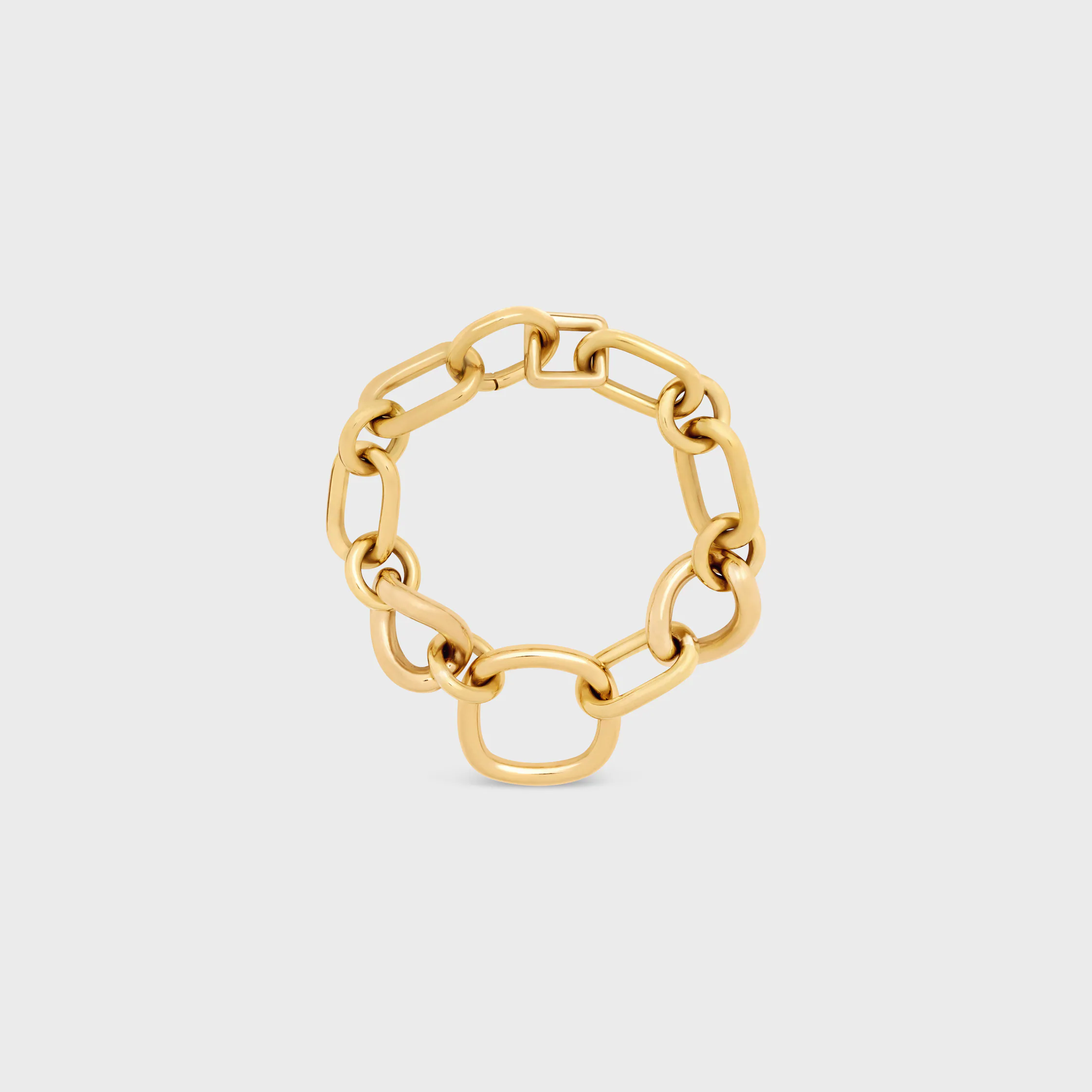 CHARMS MODERNOS FINOS GOURMETTE EM LATÃO COM ACABAMENTO DOURADO