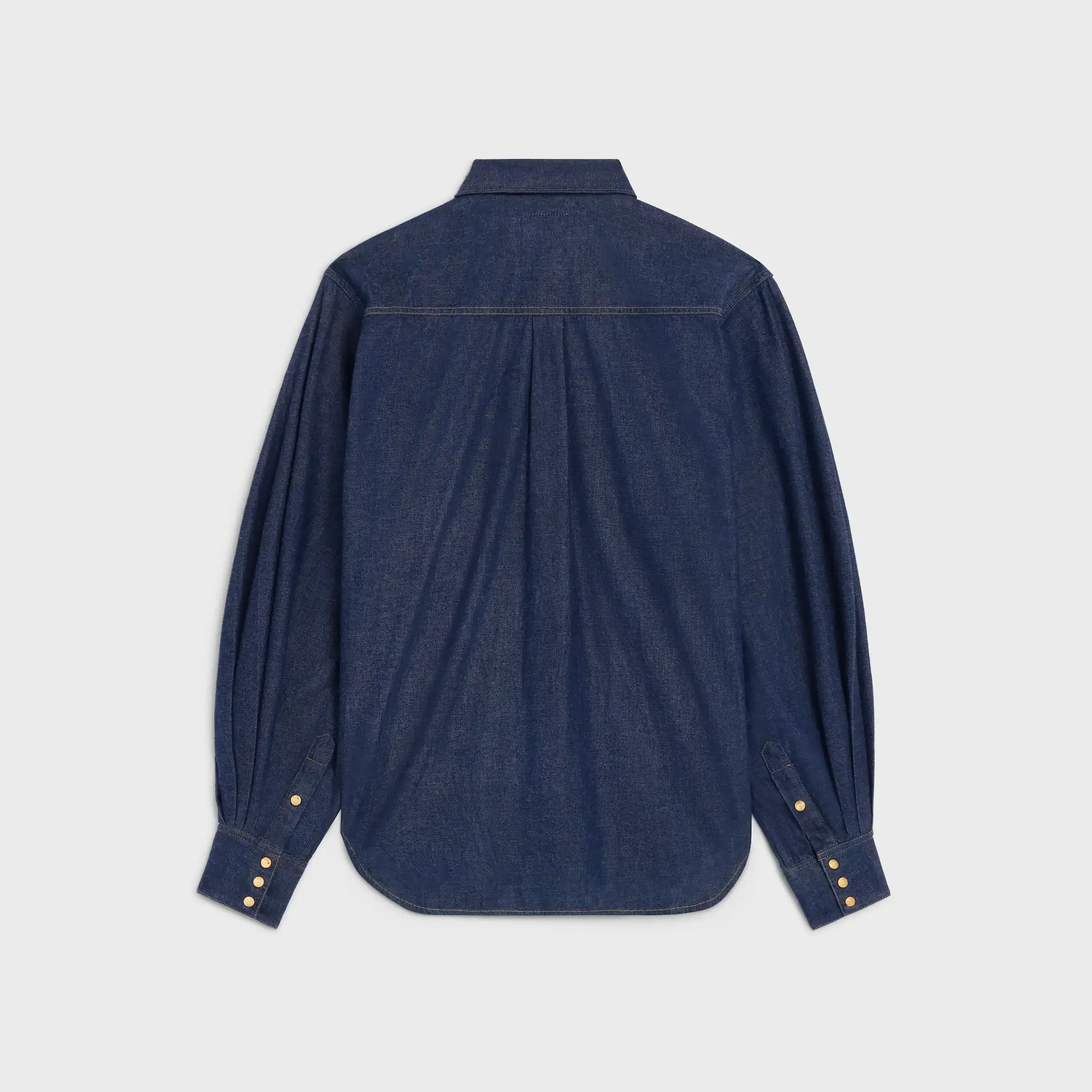 camisa em denim